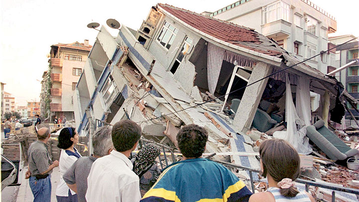 tarihte istanbul depremleri sbs yapi kentsel donusum